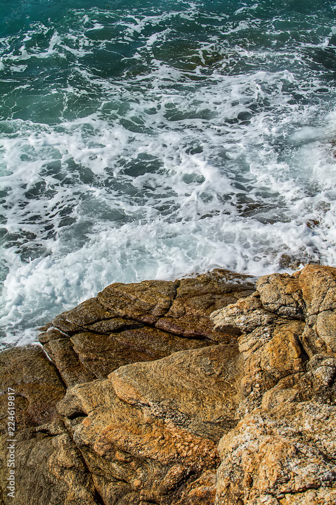 Fototapeta premium Rock and sea waves