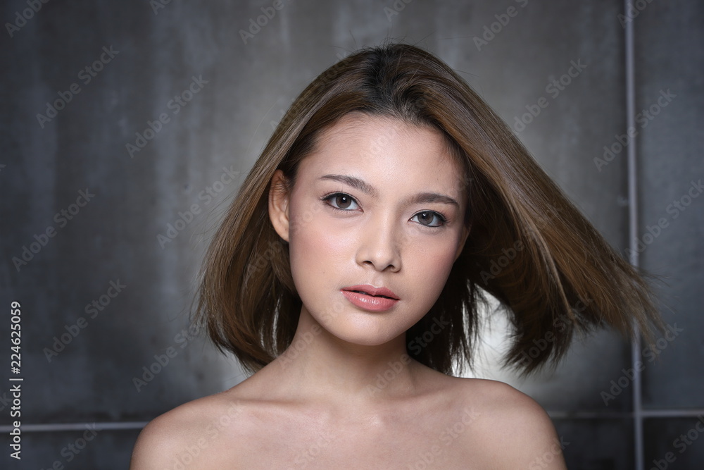 Fashion Asian Woman with Update style and make up Hairstyle Fashion Asian Woman with Update style and make up Hairstyle