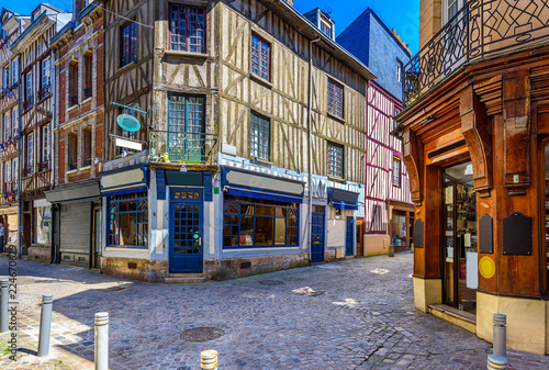 Fototapeta Naklejka Na Ścianę i Meble -  Cozy street with timber framing houses in Rouen, Normandy, France