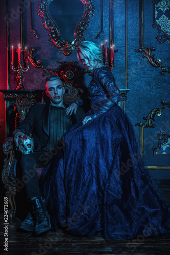 Fotografie, Obraz halloween of vampires couple