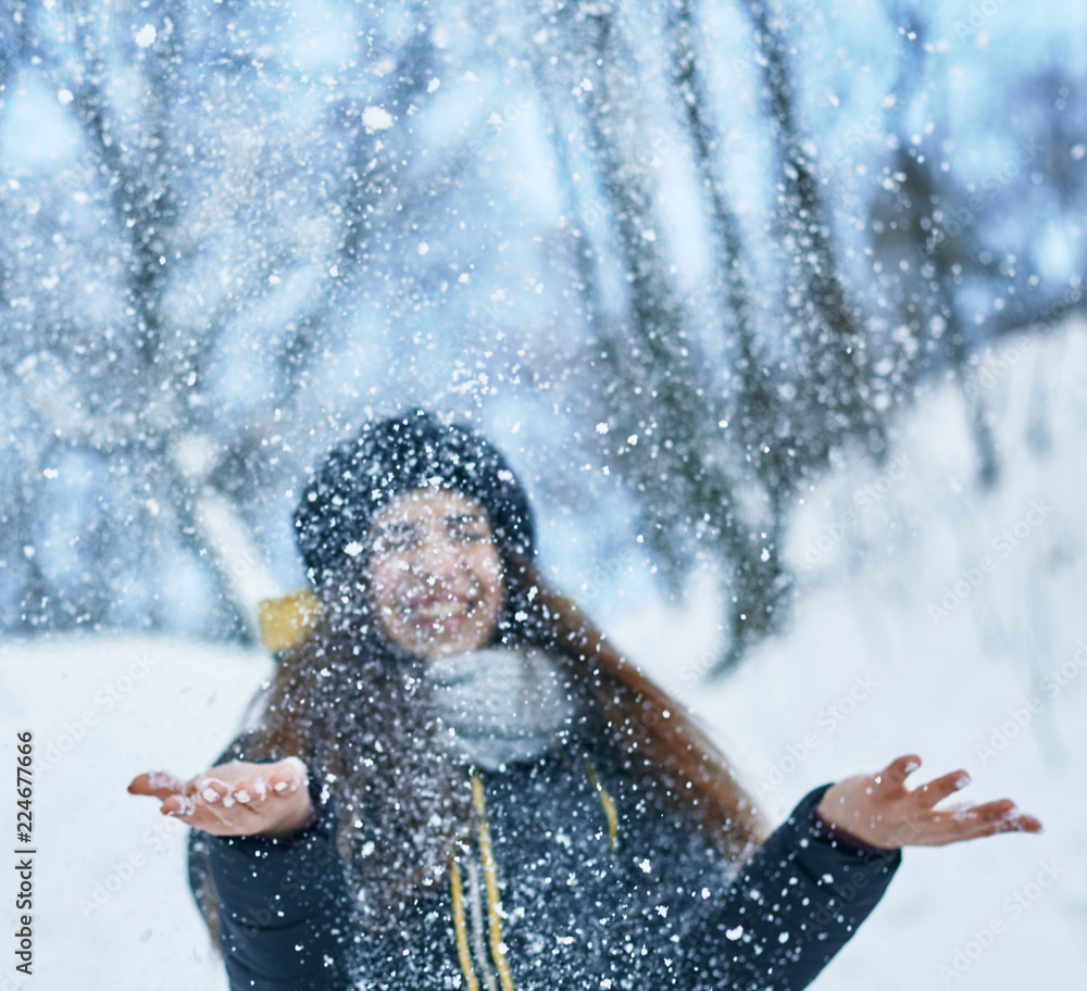 beautiful young smiling woman in good winter