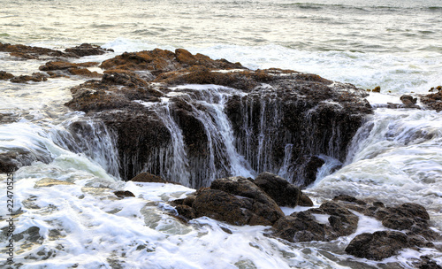 Thor s Well  Oregon Coastline