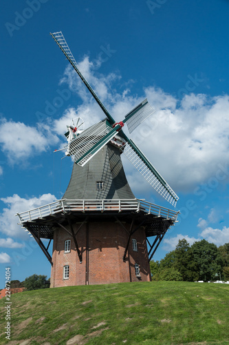 Grüne Mühle in Greetsiel in Ostfriesland