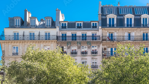 Sticker Paris, beautiful buildings boulevard de Clichy, typical parisian facades with sc