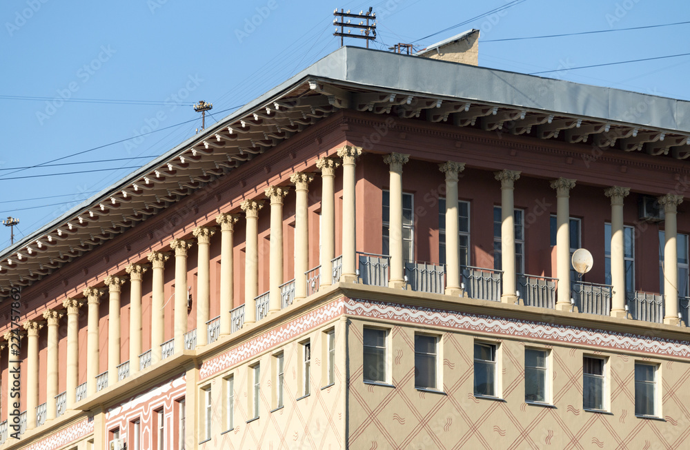 Fototapeta premium building with columns