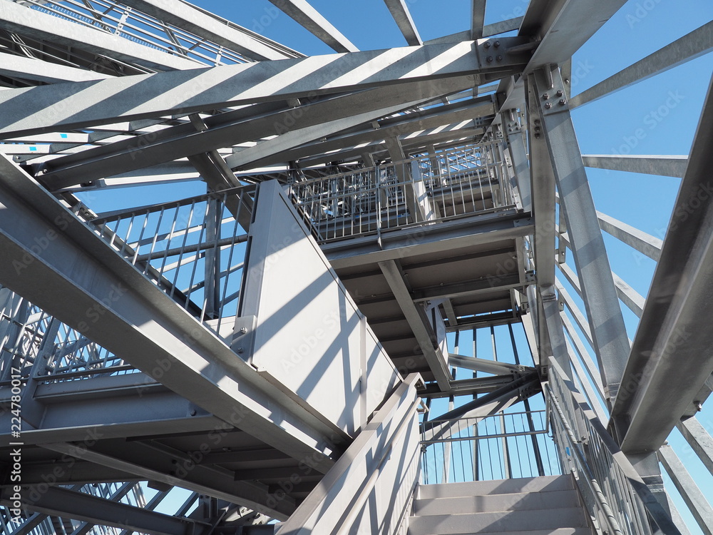 Das Saarpolygon in Ensdorf - Denkmal zur Erinnerung an den beendeten Steinkohlebergbau im Saarrevier
Das Saarpolygon in Ensdorf - Denkmal zur Erinnerung an den beendeten Steinkohlebergbau im Saarrevier