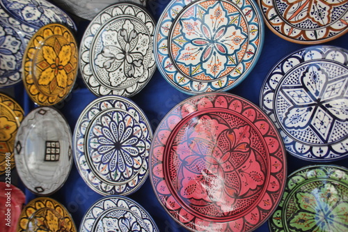 set of ceramic plates 