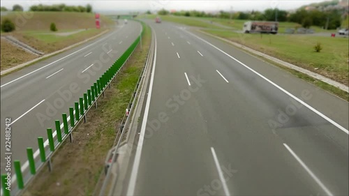 Time Lapse na drodze autostradzie z samochodami