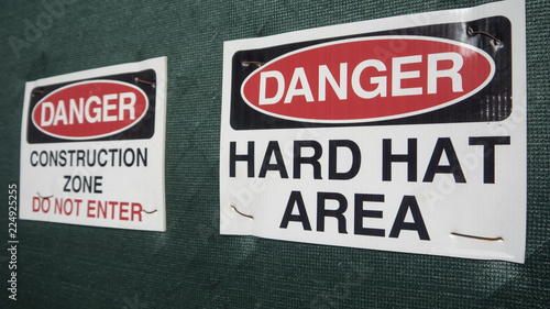 Hard Hat area sign