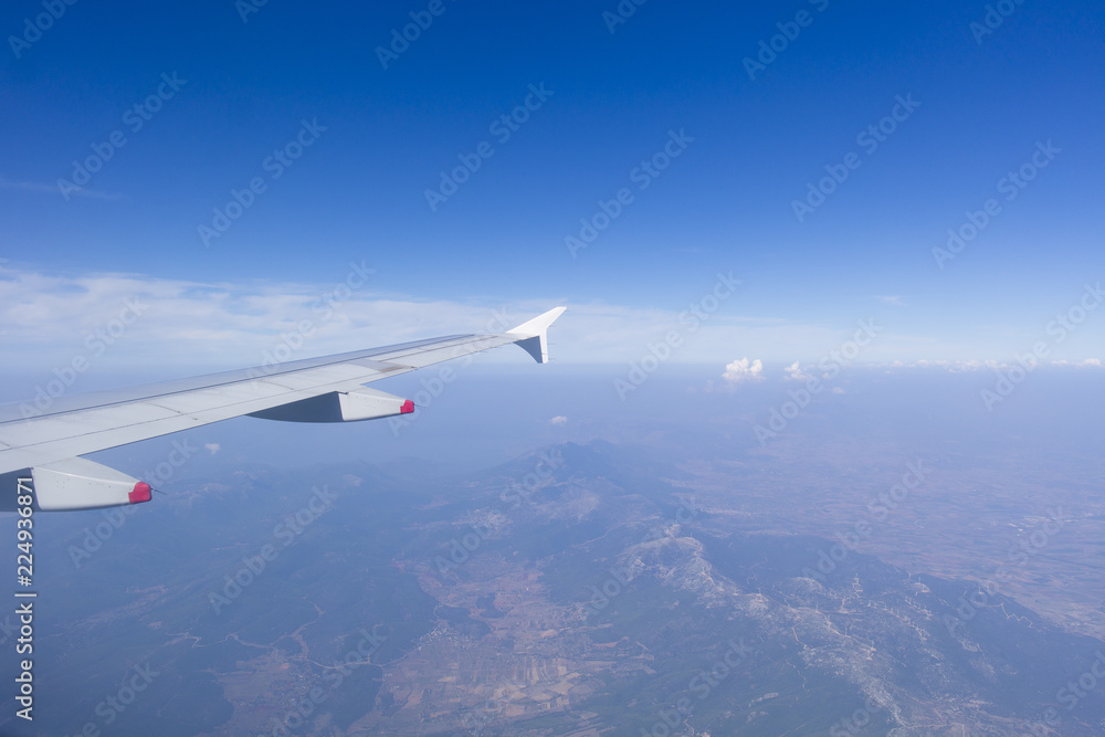 Obraz premium Ariel view from an airplane flying, wonderful landscape underneath