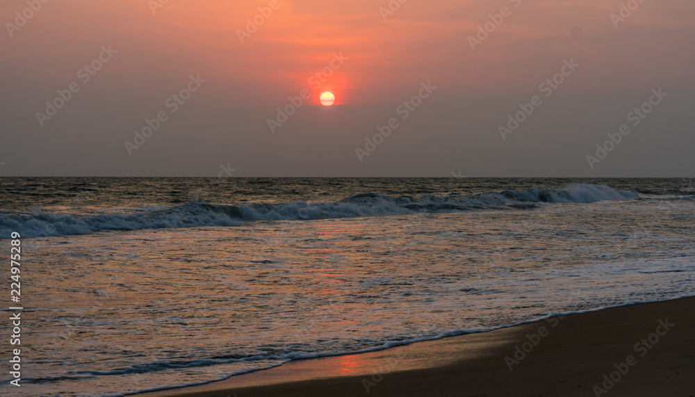 Obraz premium A beach sunset