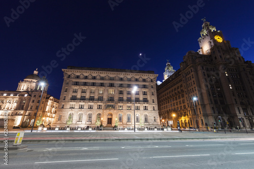 Fototapeta Naklejka Na Ścianę i Meble -  Royal Liver Building in Liverpool