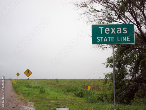 texas state line photo