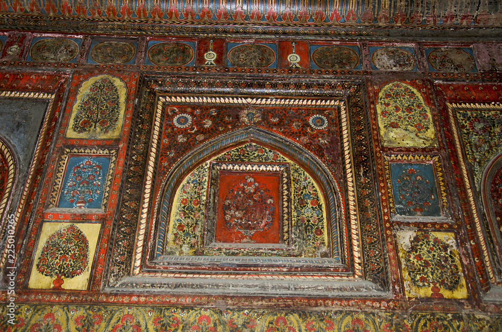 Painting on the inner wall and ceiling, Rani Mahal. Jhansi, Uttar Pradesh