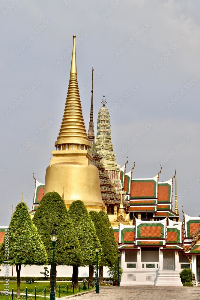 Fototapeta premium The Grand Palace in Bangkok 