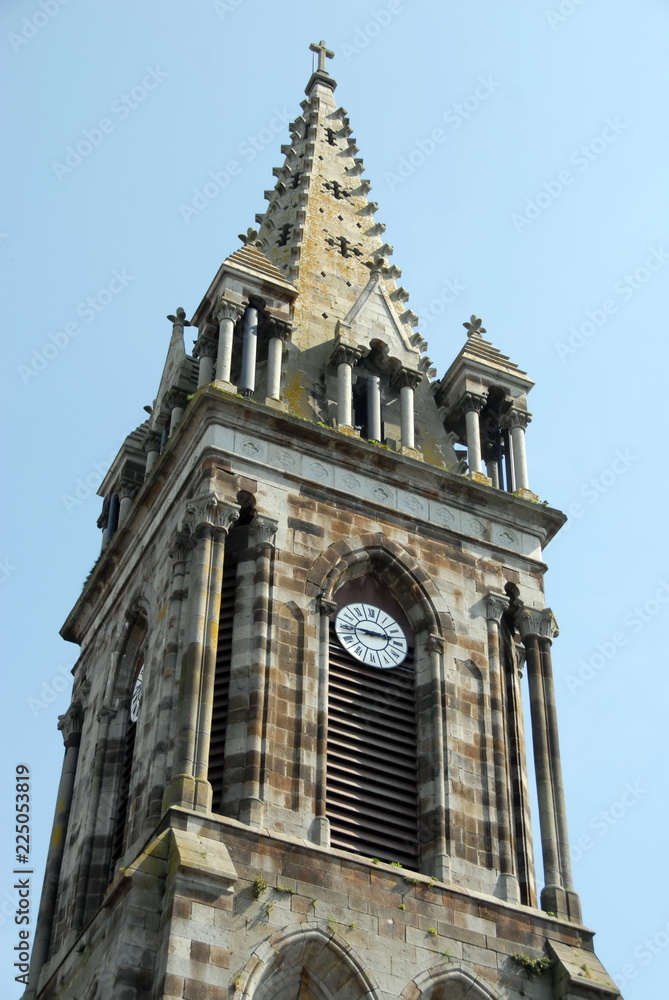 Ville de Combourg, clocher de l'église Notre-Dame de Combourg, département d'Ille-et-Vilaine, Bretagne, France