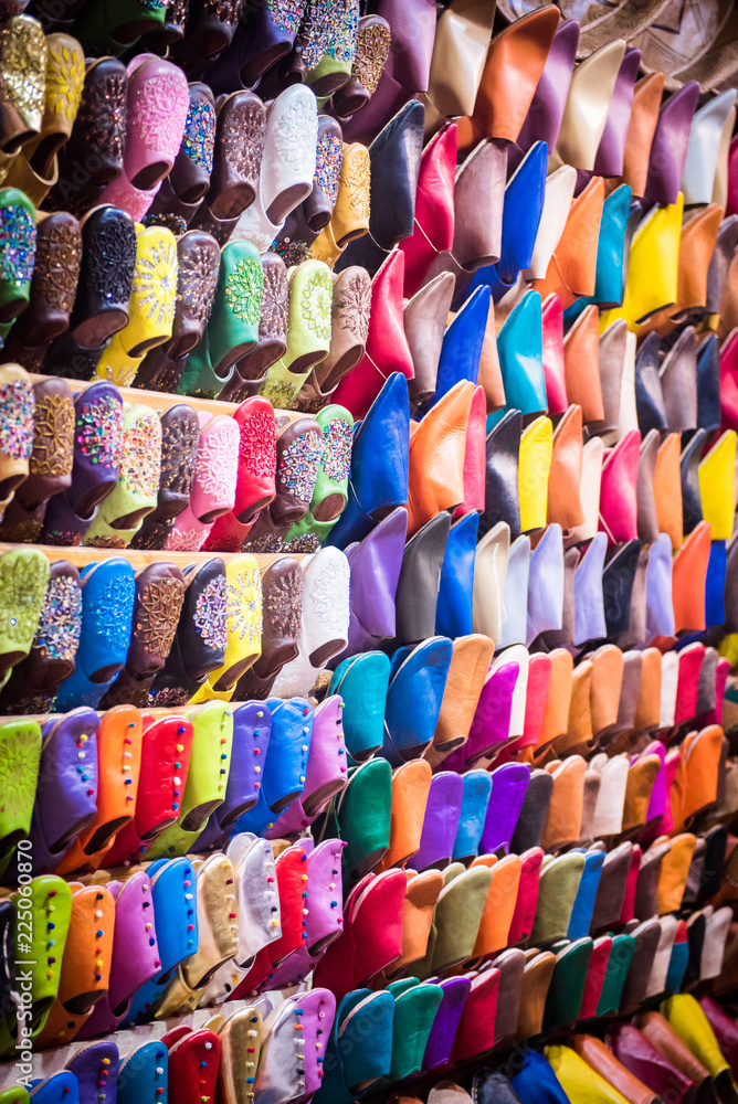 Schuhe auf Souk in Marokko