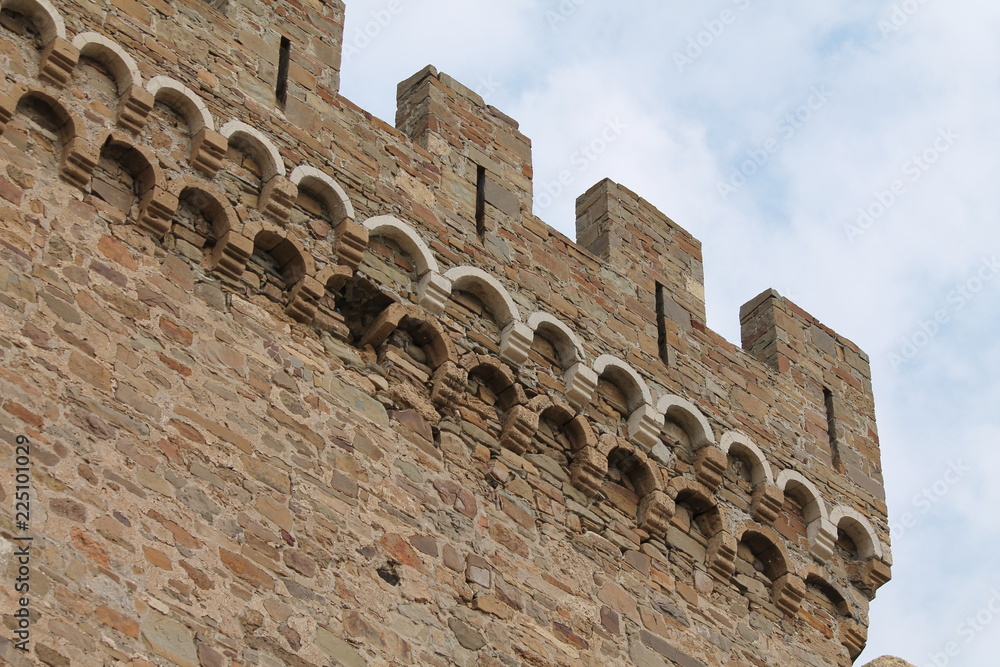 wall of Cenevez fortress