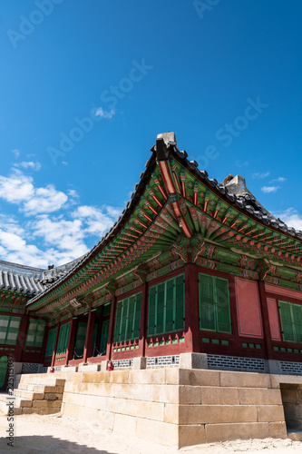 The Korea traditional architecture have a beauty of both colorful and curve under blue and high sky in autumn. Here is Gyeongbokgung Palace where is one of the famous places to tourist who visit Korea