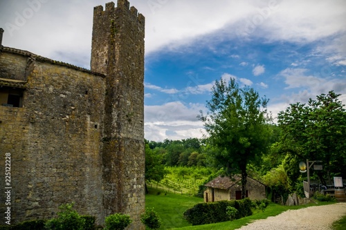 Larressingle, Gers, Occitanie, France. photo