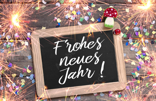Sticker Kreidetafel mit Konfetti Marienkäfer und Glückspilz Fliegenpilz Happy New Year m