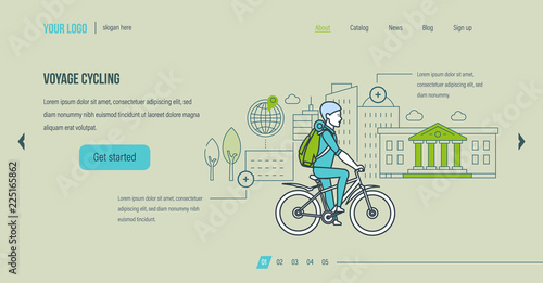 Voyage cycling. City cycling tour to attractions of the city.