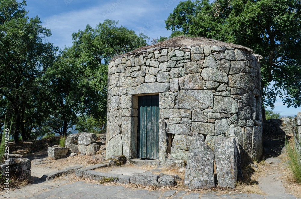 Yacimiento arqueológico de la Citania de Briteiros, Municipio de Guimarães. Portugal. Yacimiento arqueológico de la Citania de Briteiros, Municipio de Guimarães. Portugal.