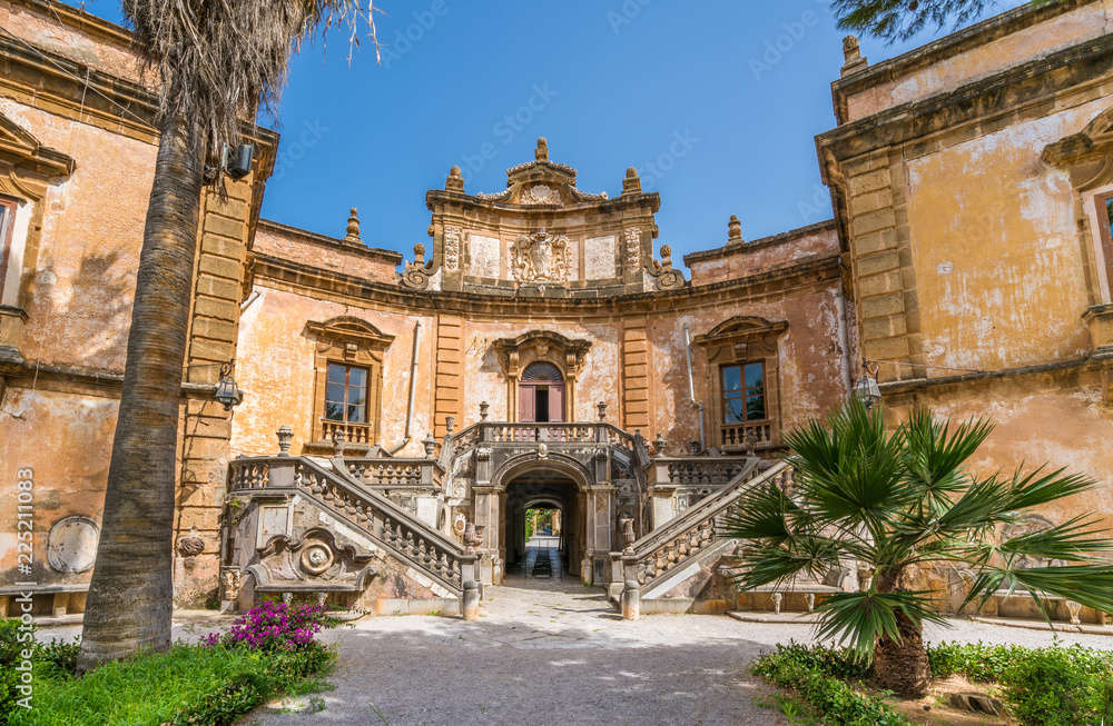 Fototapeta Piękna willa Palagonia w Bagheria, niedaleko Palermo. Sycylia, Włochy
