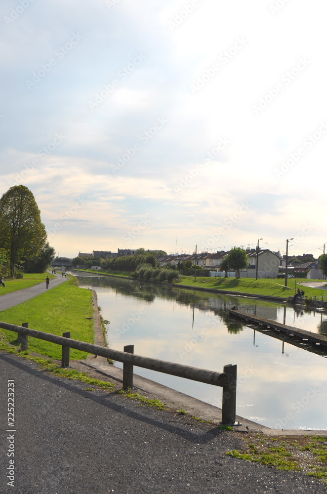 Fototapeta premium canal de saint quentin