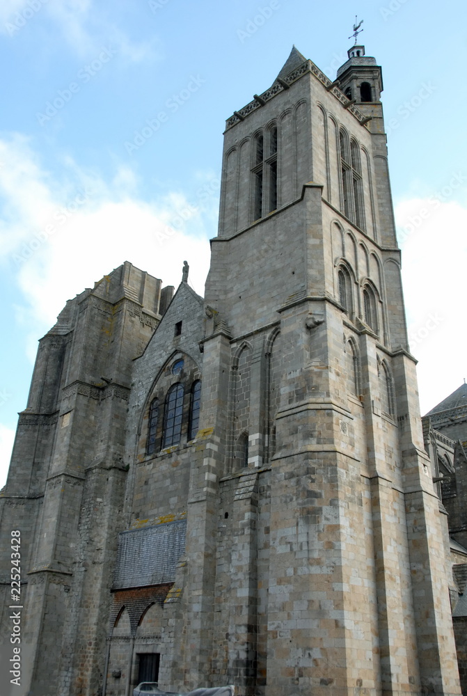 Ville de Dol de Bretagne, clocher de  l'église, département d'Ille et vilaine, Bretagne, France