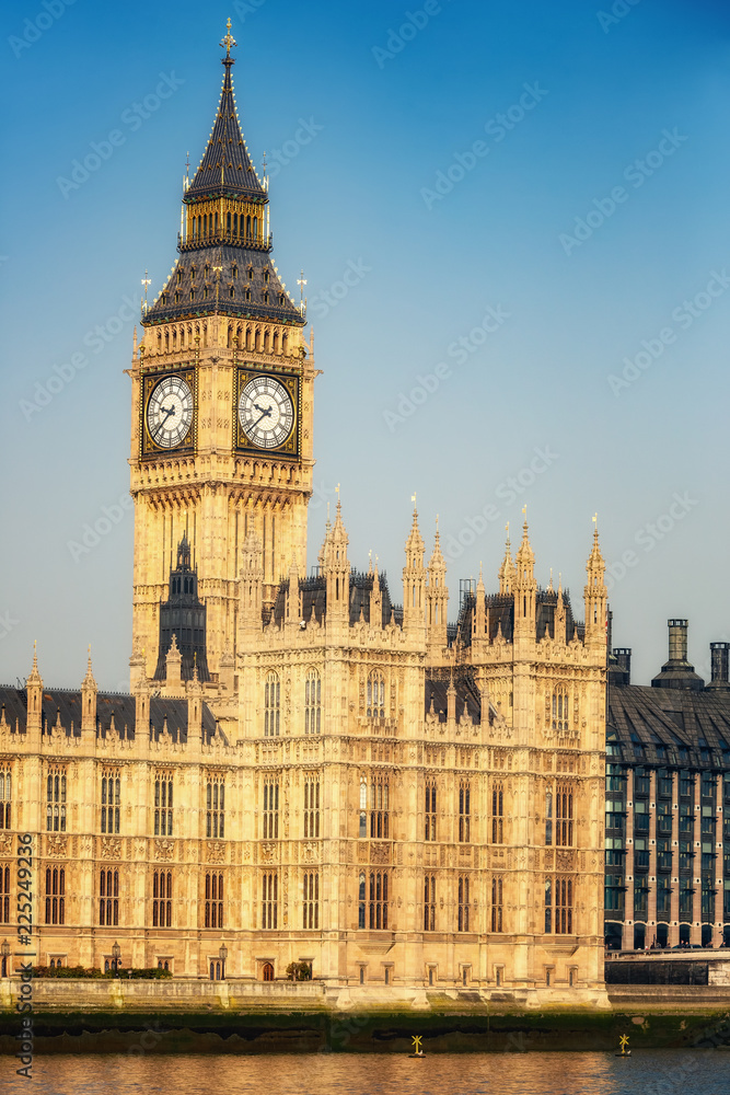 Big Ben and houses of parliament in London, UK Big Ben and houses of parliament in London, UK