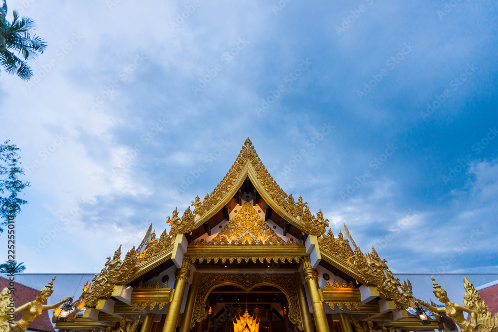 thailand ancient palace with elephant sculpture 