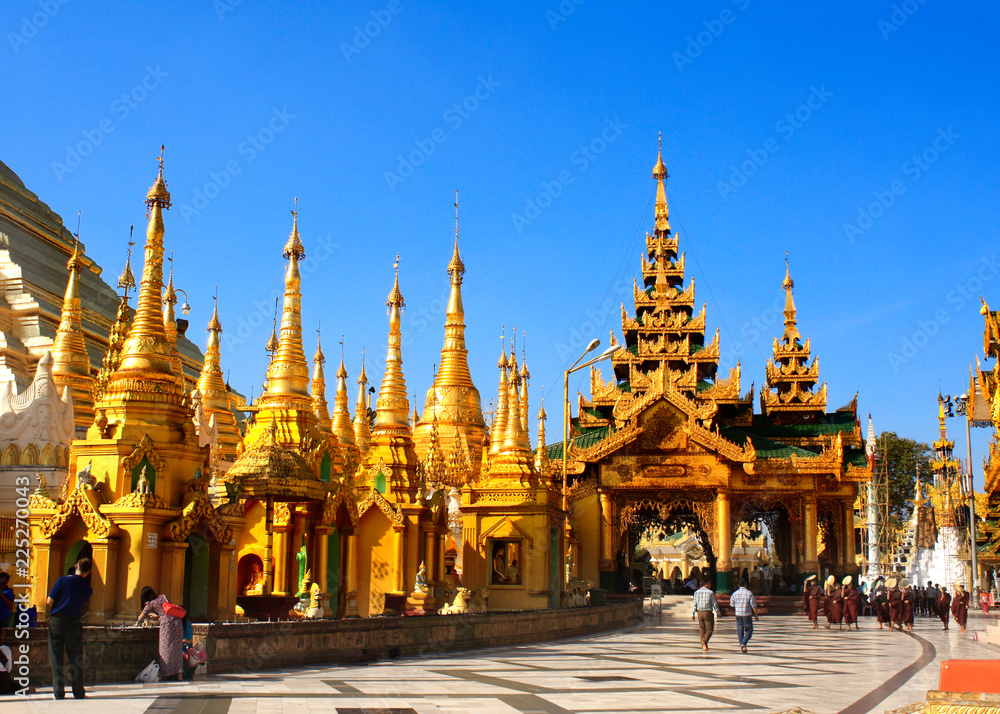 Fototapeta premium Golden stupas in Shwedagon Zedi Daw, Yangon, Myanmar