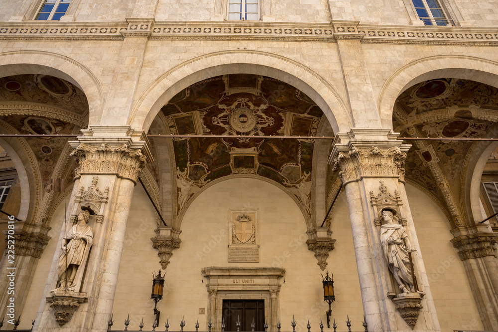 Sculptures decorating the Loggia della Mercanzia or Merchants lodge in Siena Italy Sculptures decorating the Loggia della Mercanzia or Merchants lodge in Siena Italy