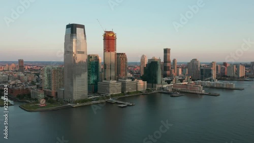 Wallpaper Mural wider dawn flying counter clockwise around Jersey City Torontodigital.ca