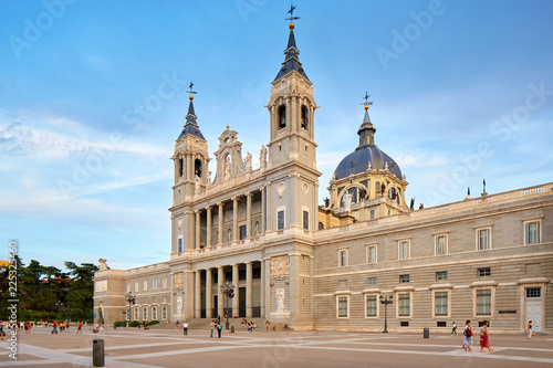 Madrid Almudena Cathedral © Günter Menzl