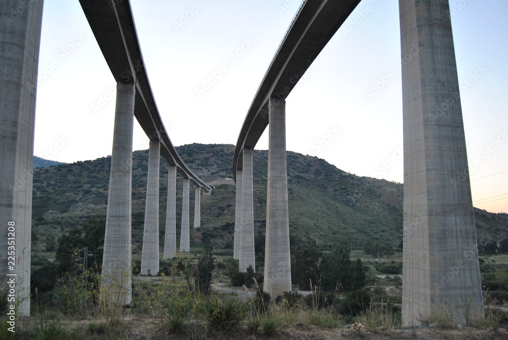 Ponte autostradale