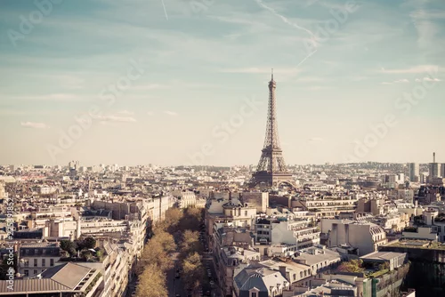 Fototapeta samoprzylepna Wieża Eiffla w Paryżu, Francja