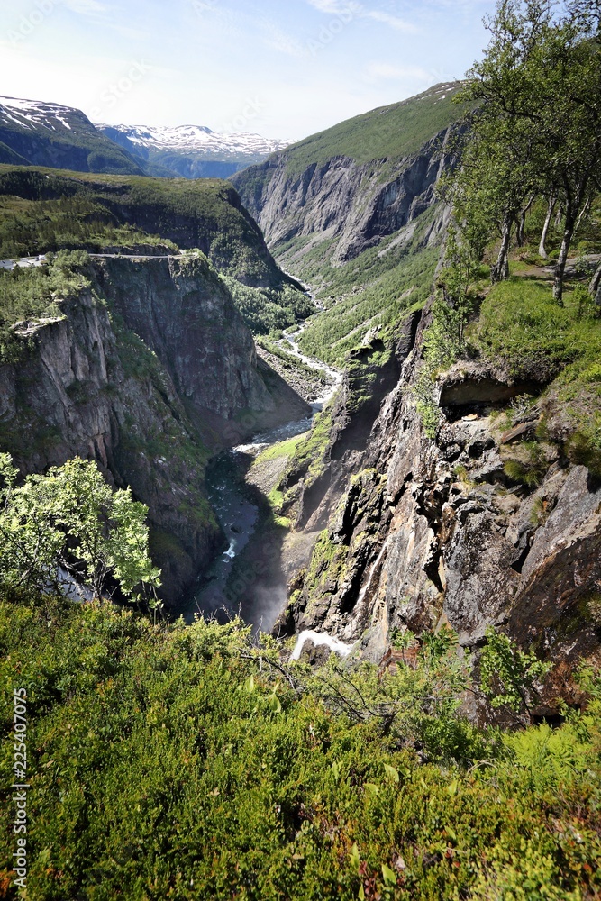 Obraz premium Norway valley - beautiful natural Scandinavian landscape