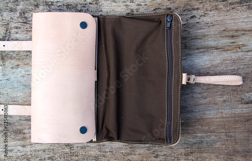 Foto Leather toiletry bag