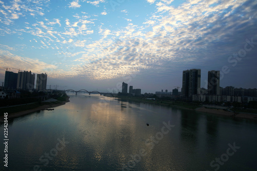 Chinese inland river sunrise scenery © 一平 龚