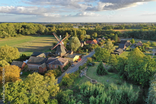 Hamburg Kirchwerder. Riepenburger Mühle aus der Luft. photo