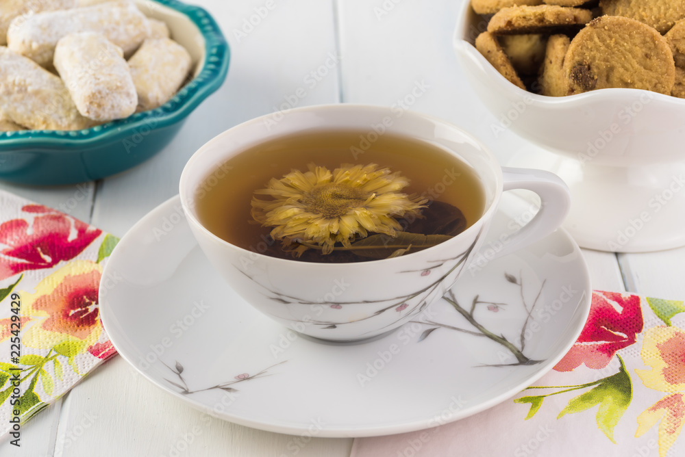 Blooming organic green tea. Blooming organic green tea.