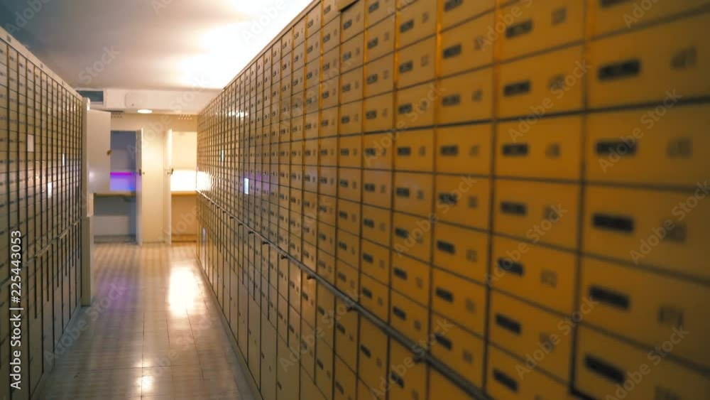Vidéo Stock Safe Deposit Boxes in the bank vault room, bank prison room