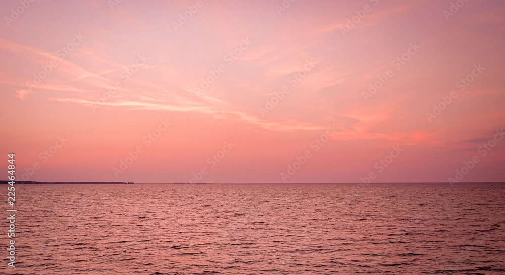 Sonnenuntergang über der Ostsee