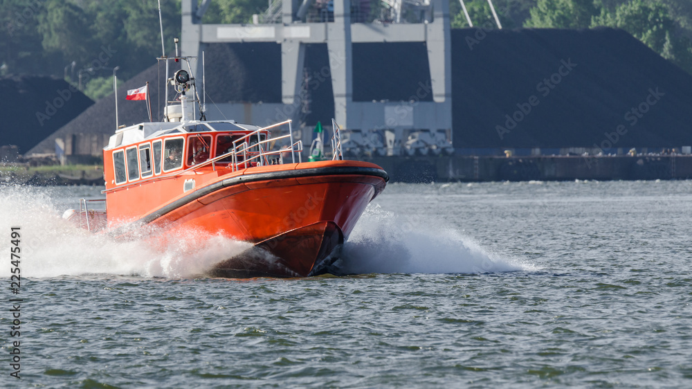 Fototapeta premium MOTORBOAT - Pilot vessel at the port of Swinoujscie