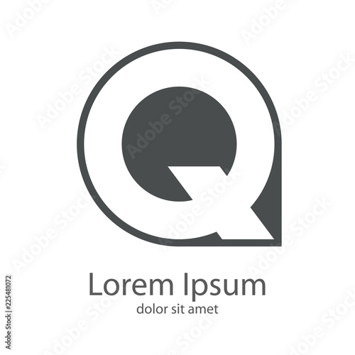 Logotipo Q en puntero en color gris