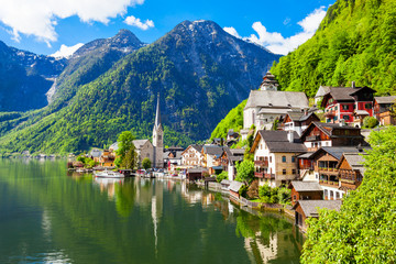 Crédence de cuisine Ville au bord de leau Vieille ville de Hallstatt en Autriche  © saiko3p