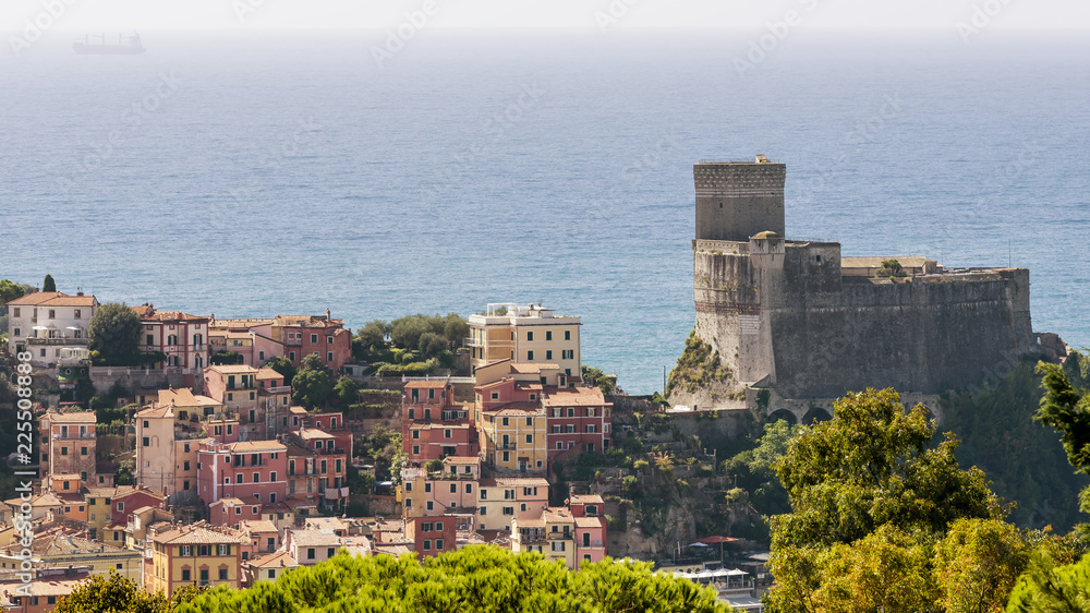 Obraz premium Beautiful aerial view of the Castle of Lerici, La Spezia, Liguria, Italy