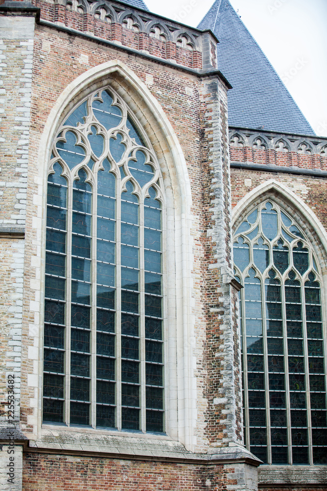 Obraz premium Details of the beautiful architecture in the historical town of Bruges